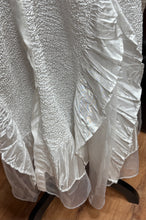 Load image into Gallery viewer, Jerry T Vintage White Crinkle Ruffle Dress Sz XL
