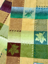 Load image into Gallery viewer, Scotland/Scottish Scarf 100% CASHMERE Green And Yellow Leaf Pattern
