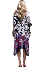 Load image into Gallery viewer, Monotone Flower Print Kimono OS
