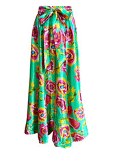 Load image into Gallery viewer, HER Destiny Kelly Green Pink Floral Maxi Sz XL

