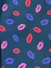 Load image into Gallery viewer, TORRID PIXIE Lips Jeggings Sz 4R
