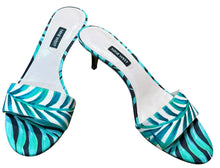 Load image into Gallery viewer, NINE WEST Kitten Heels Sz 9.5M
