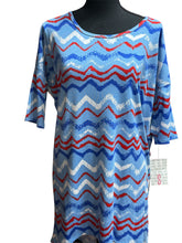 Load image into Gallery viewer, Lularoe Chevron Print Hi Lo Tunic Sz S (fit Sz L)
