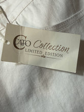 Load image into Gallery viewer, Cato Collected Denim White Pearls Detail Capris Sz 20W
