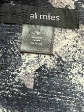 Load image into Gallery viewer, ali miles water color blouse Sz P/M
