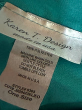 Load image into Gallery viewer, Karen T Design Dramatic Sleeve Top OS
