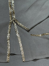 Load image into Gallery viewer, Adrianna Pape’ll Gray Knit Suit Sz 2X
