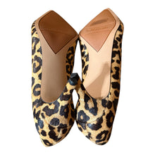Load image into Gallery viewer, Franco Sarto Calf Hair Pumps Sz 8.5M
