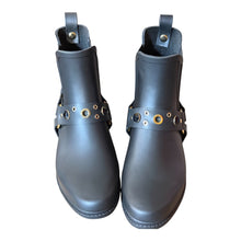 Load image into Gallery viewer, Karl Lagerfeld Paris Lynn / Lou Rubber Rain Boots Sz 8
