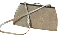 Load image into Gallery viewer, Liz Claiborne Vtg Rose Detail Clutch
