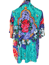 Load image into Gallery viewer, Carole Little Floral Top Sz 8

